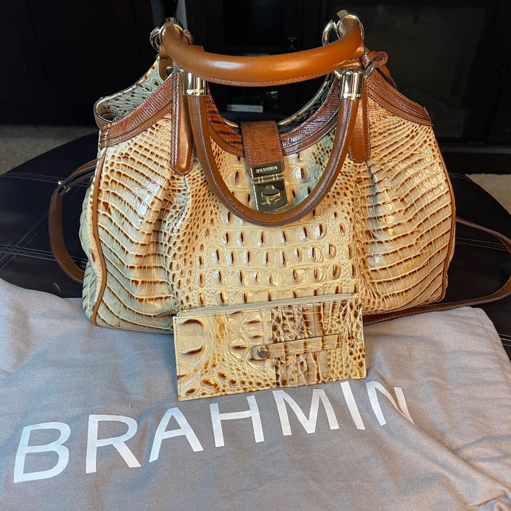 Authentic Brahmin Melbourne purse and matching wallet